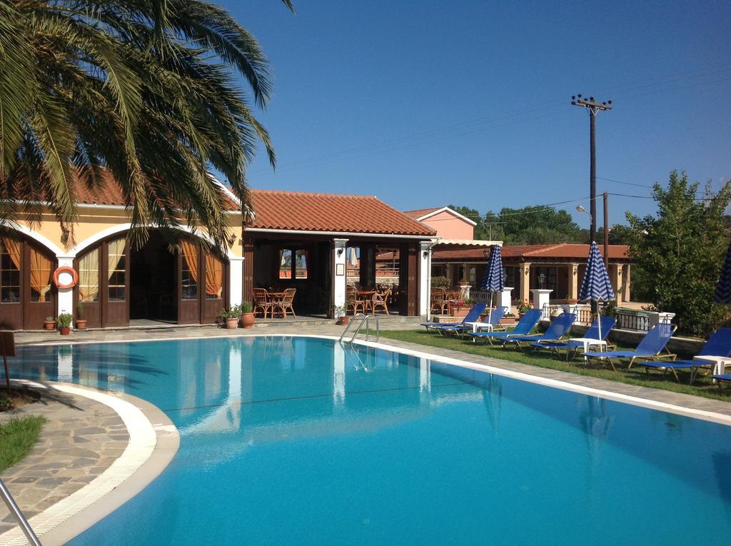 Perros Hotel Agios Stefanos Avliotes  Exterior photo