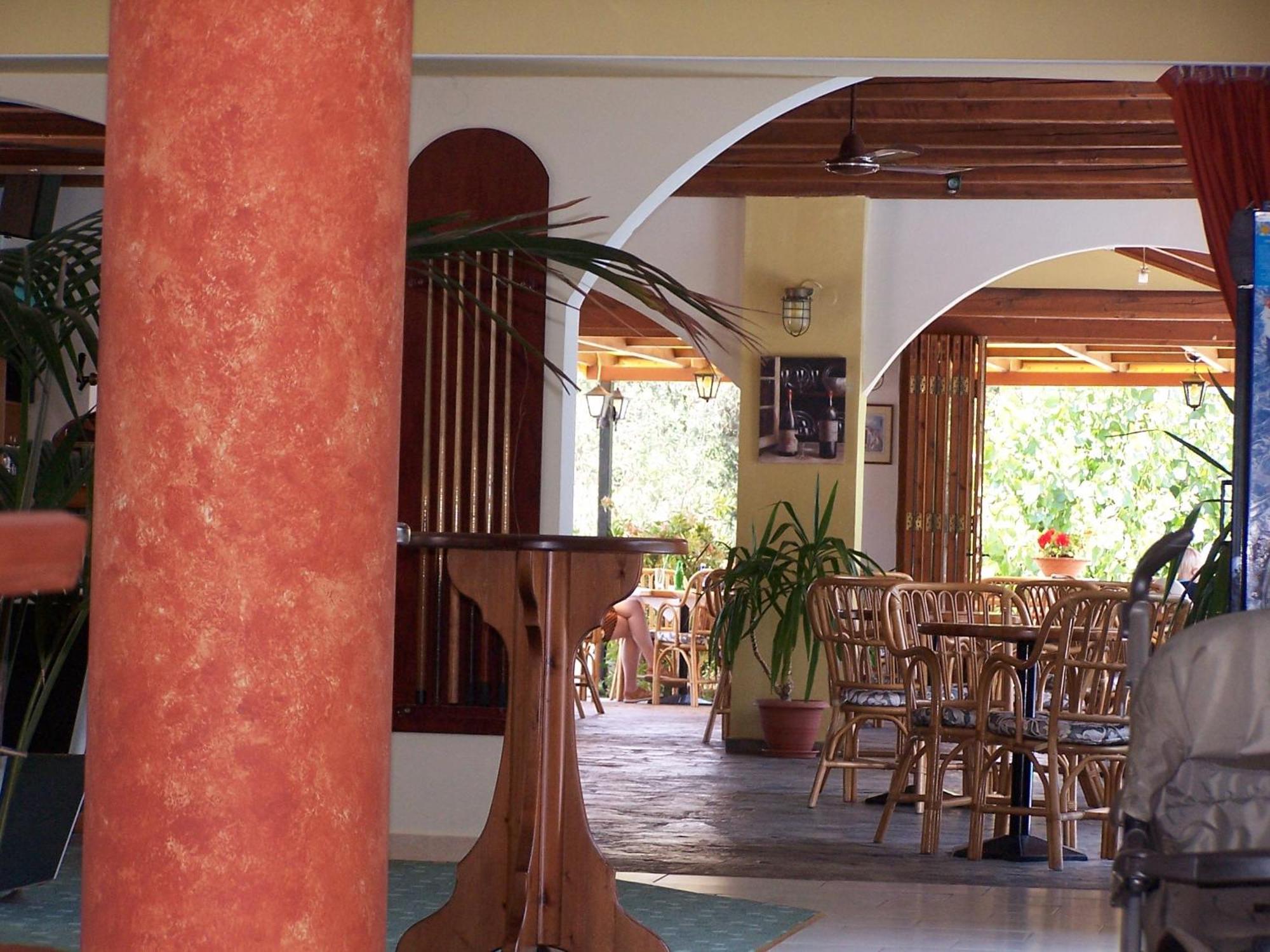 Perros Hotel Agios Stefanos Avliotes  Exterior photo